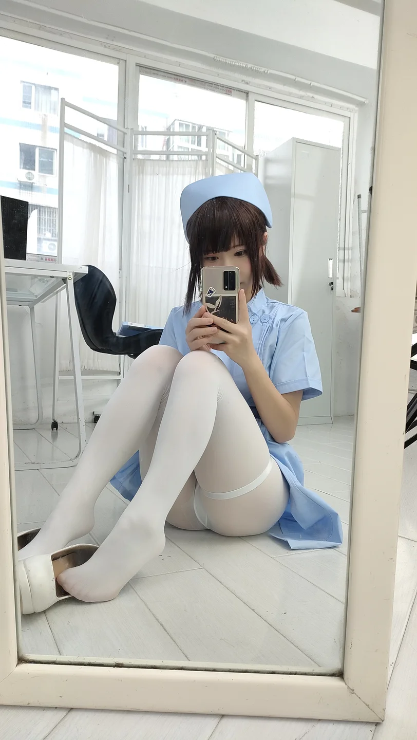 十万珍吱伏特 - 护理实习生 [155P,1V-1.38GB] tg@simisebaisi 【丝足阁】004.webp